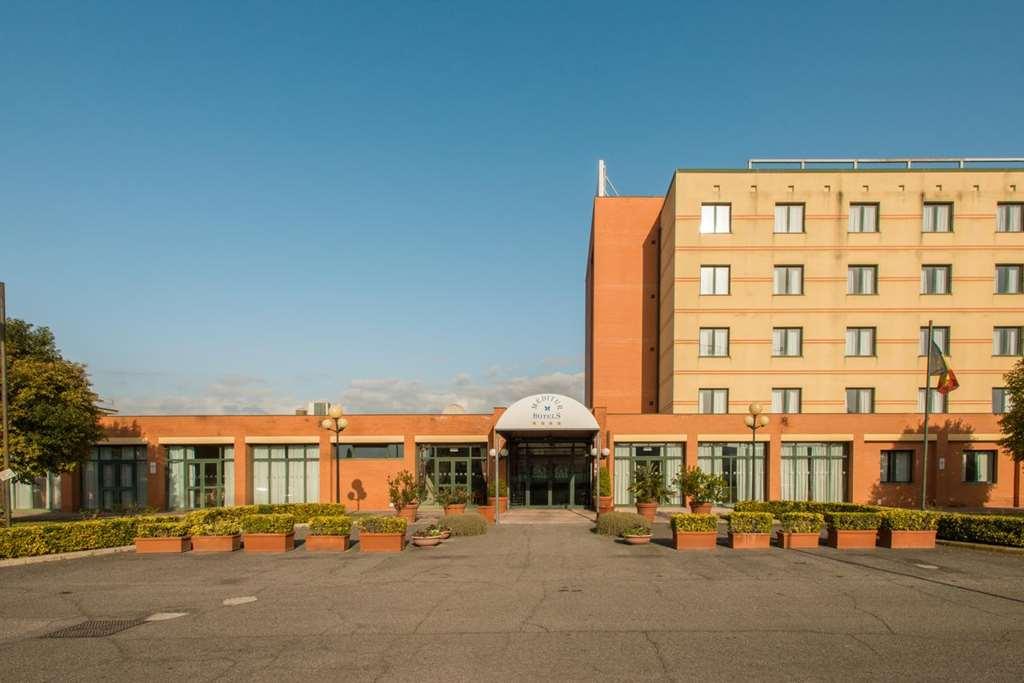Meditur Hotel Помеция Экстерьер фото
