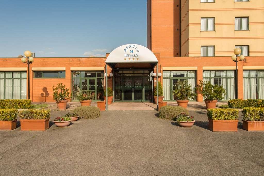 Meditur Hotel Помеция Экстерьер фото