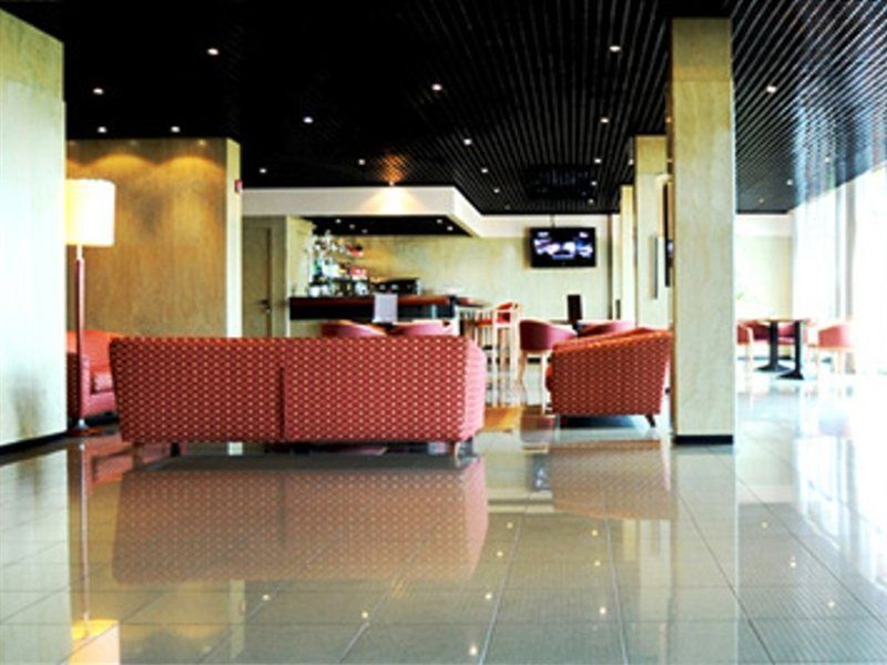 Meditur Hotel Помеция Экстерьер фото