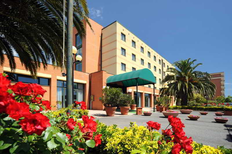 Meditur Hotel Помеция Экстерьер фото